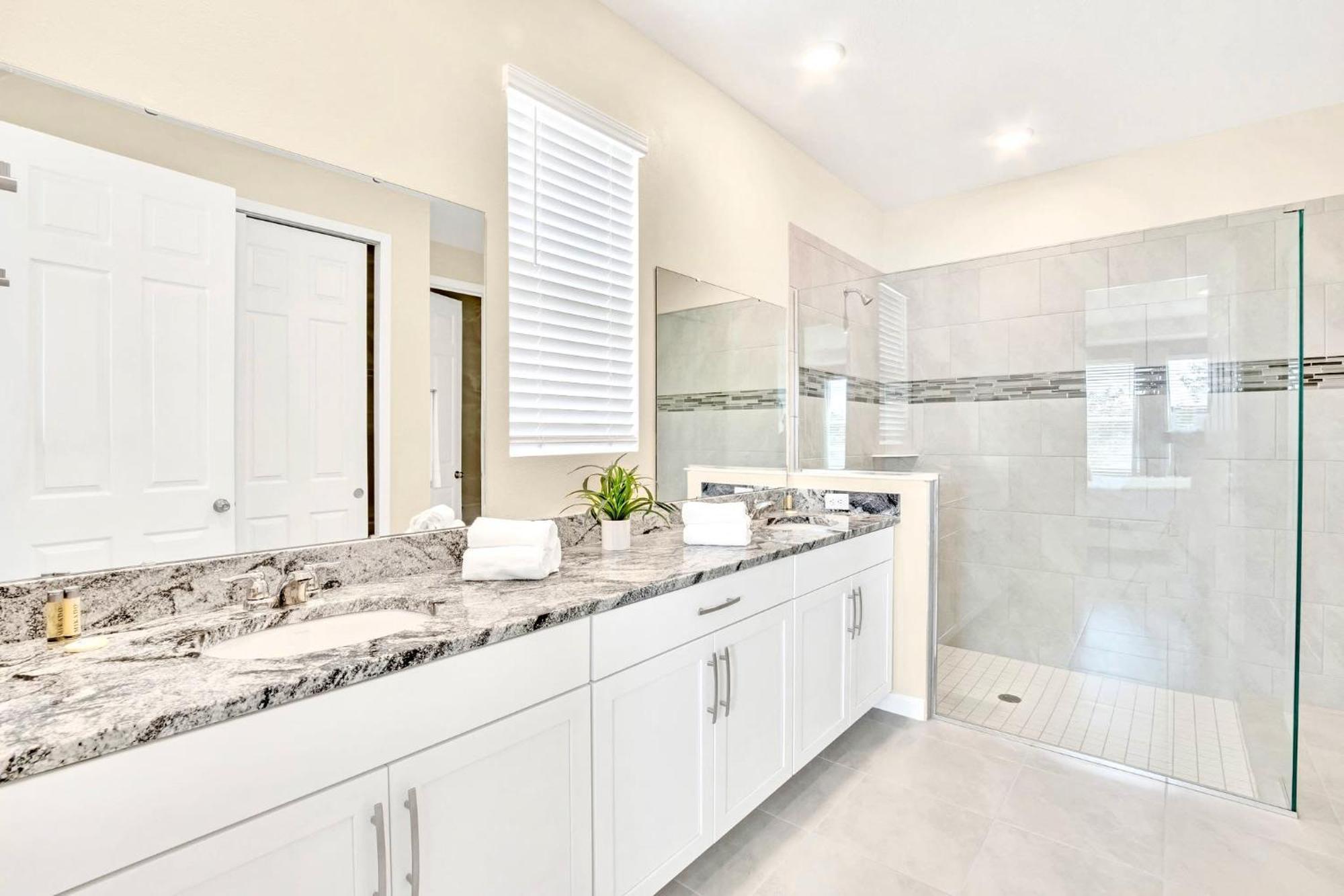 Stunning Rare Lake Front 7Br Holiday Home - Sleeps 14 - Pool, Hot Tub, & Games! Orlando Exterior foto