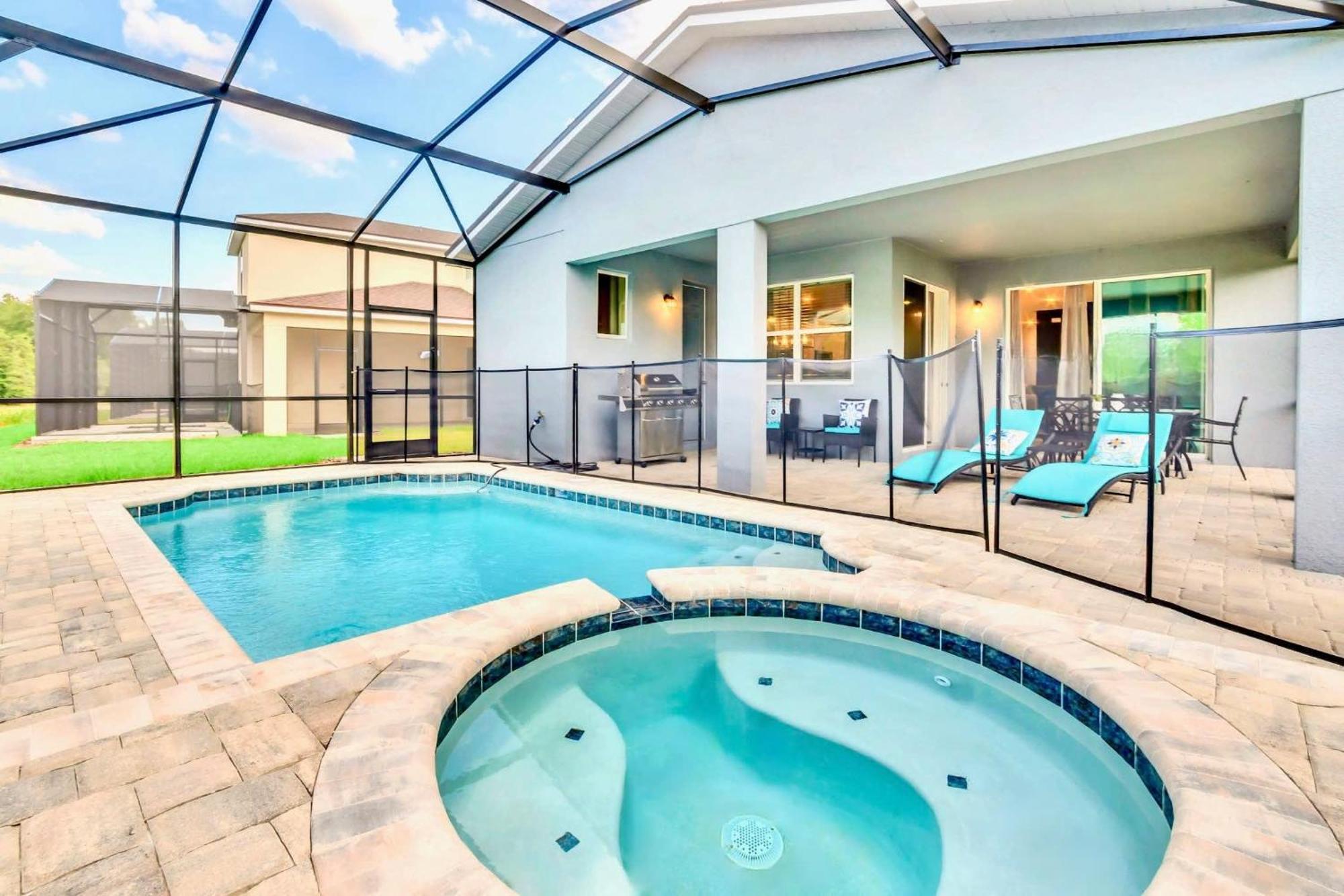 Stunning Rare Lake Front 7Br Holiday Home - Sleeps 14 - Pool, Hot Tub, & Games! Orlando Exterior foto